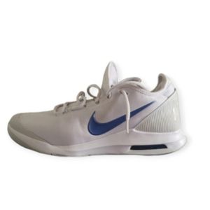 Nike air max athletic sneakers